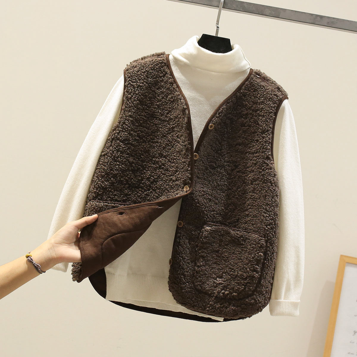 Donna - Gilet in shearling con chiusura a bottoni