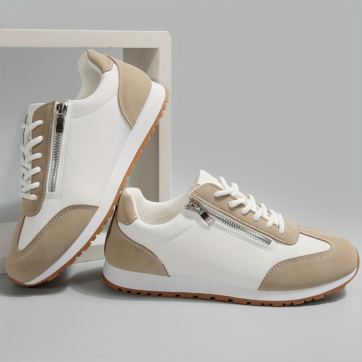 Scarpe da donna - Scarpe con plateau - Design che aumenta l'altezza - Calzature comode e casual