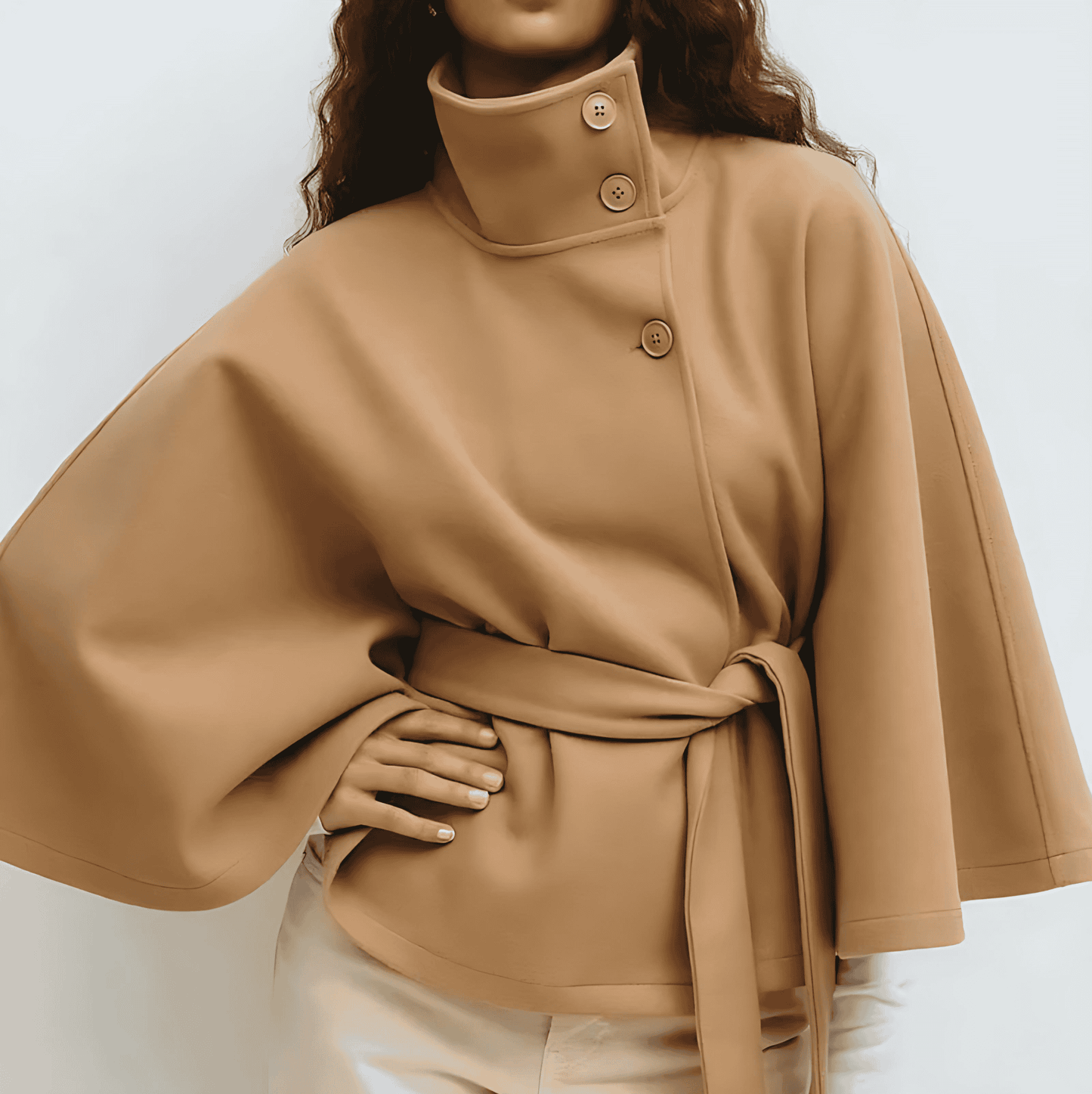 Donna - Cappotto corto con collo ad imbuto - Vita con cintura