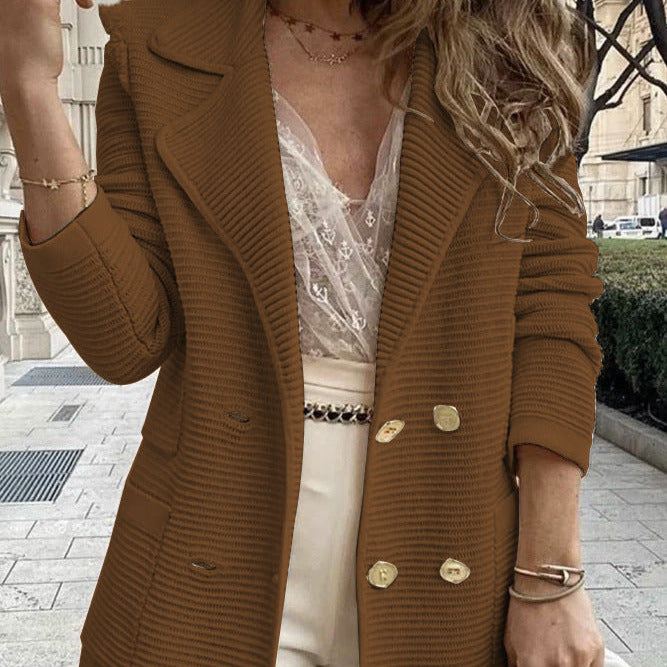 Donna - Blazer elegante con dettagli classici a bottoni