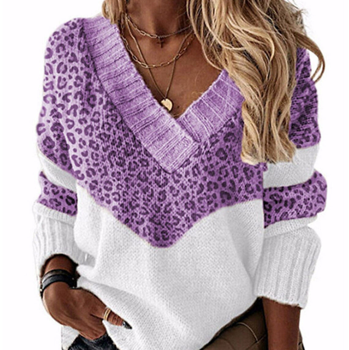 Donna - Maglia con scollo a V e stampa leopardata - Maglia alla moda