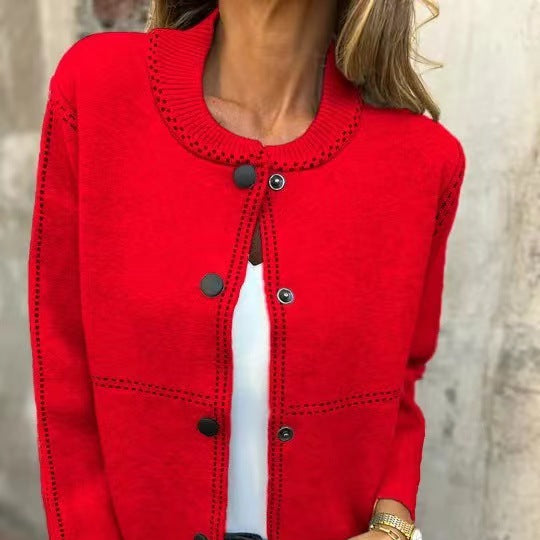Donna - Cardigan elegante con bottoni - Dettagli della scollatura