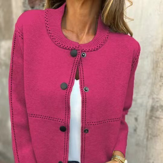 Donna - Cardigan elegante con bottoni - Dettagli della scollatura