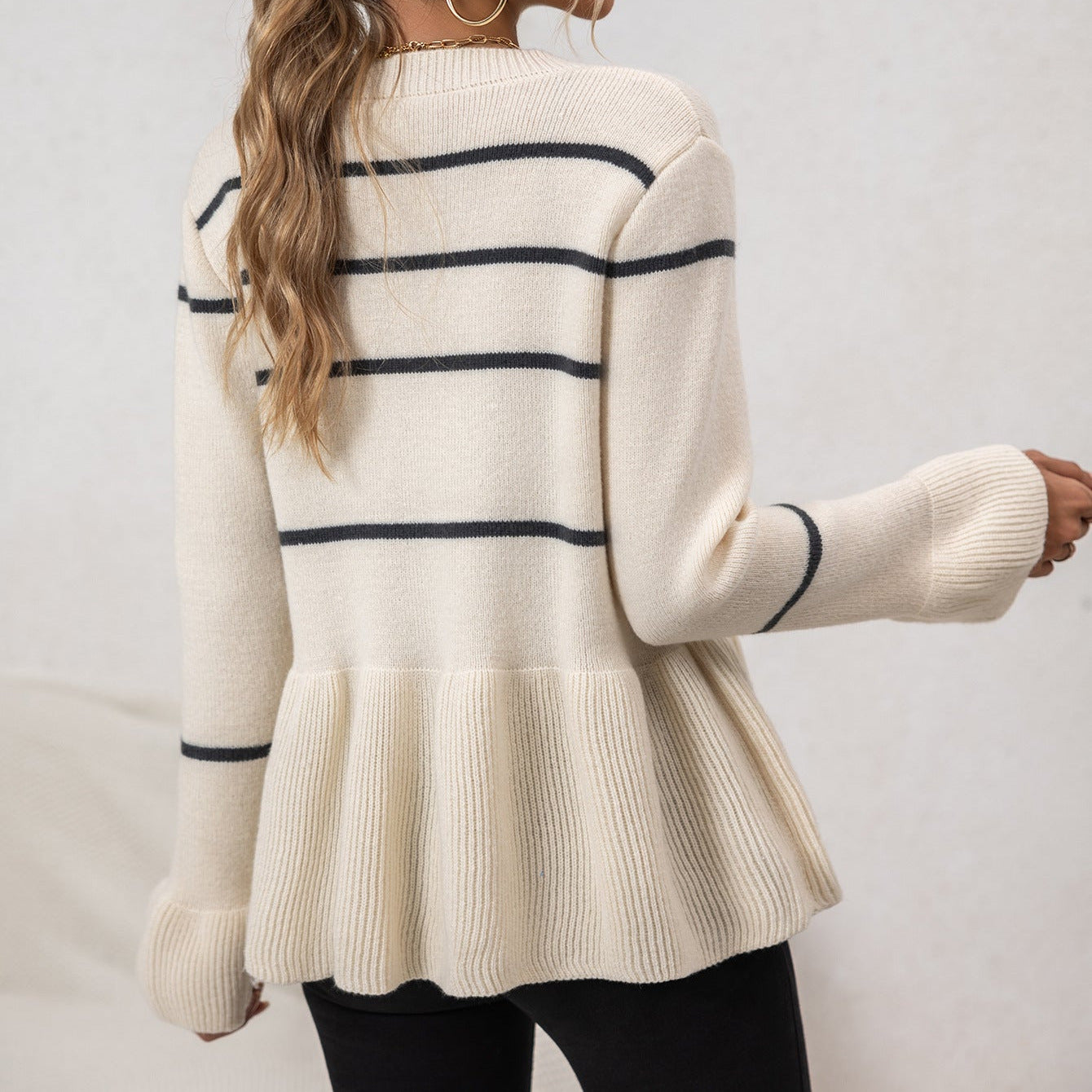 Donna - Cardigan con scollo a V e orlo a peplo