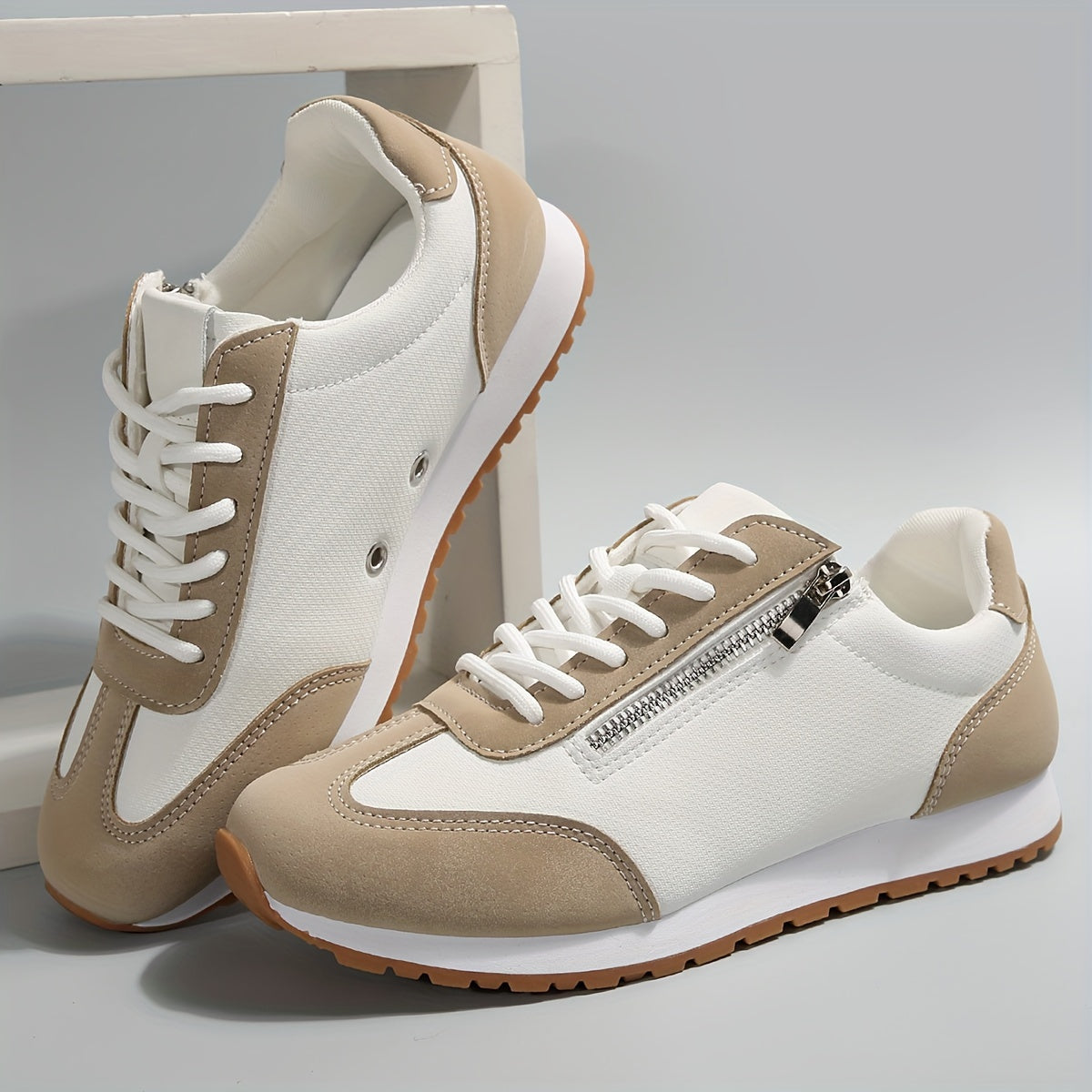 Scarpe da donna - Scarpe con plateau - Design che aumenta l'altezza - Calzature comode e casual