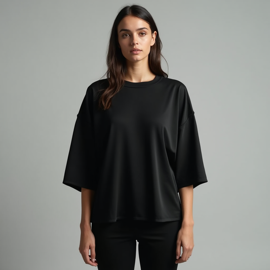 T-shirt nera oversize